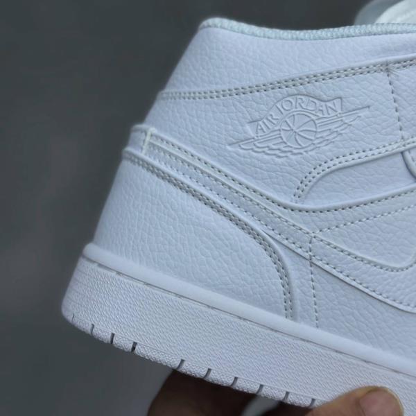 نایک ایر جردن وان تمام سفیدNike Air Jordan One  144