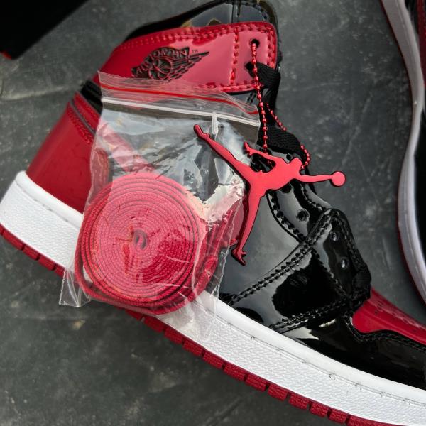 نایک جردن وان ورنی قرمز Nike Air Jordan1 Patent Bred 138
