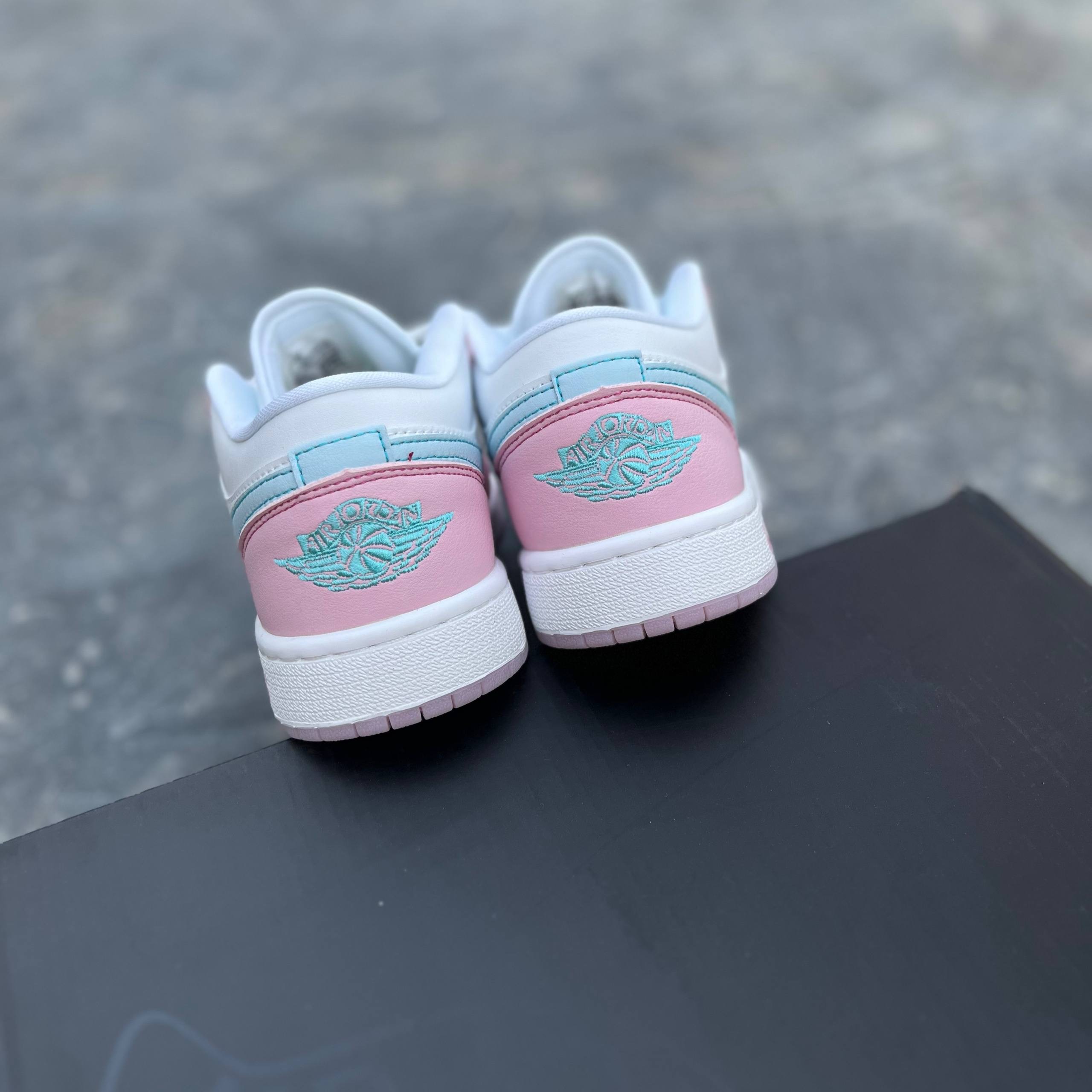 نایک جردن وان صورتی پنجه گربه Jordan1Paw Print Pink Foam 136