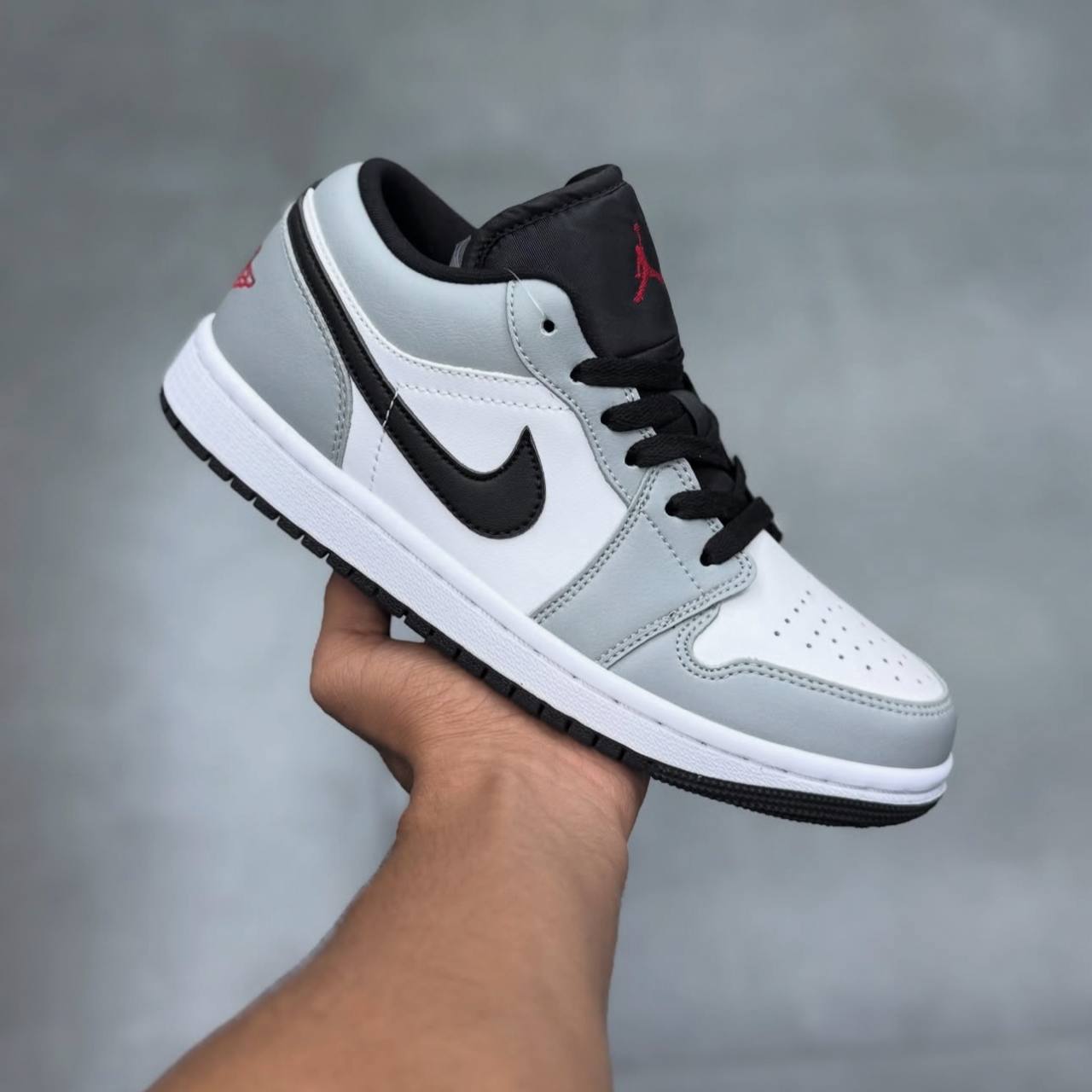 نایک جردن وان اسموک گری Air Jordan 1 Smoke Grey 128