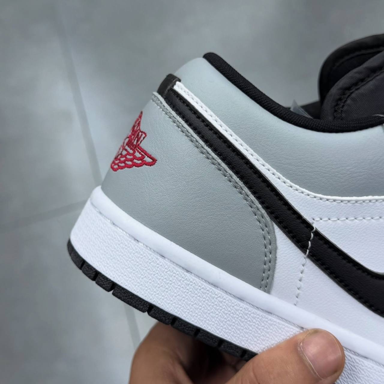 نایک جردن وان اسموک گری Air Jordan 1 Smoke Grey 128