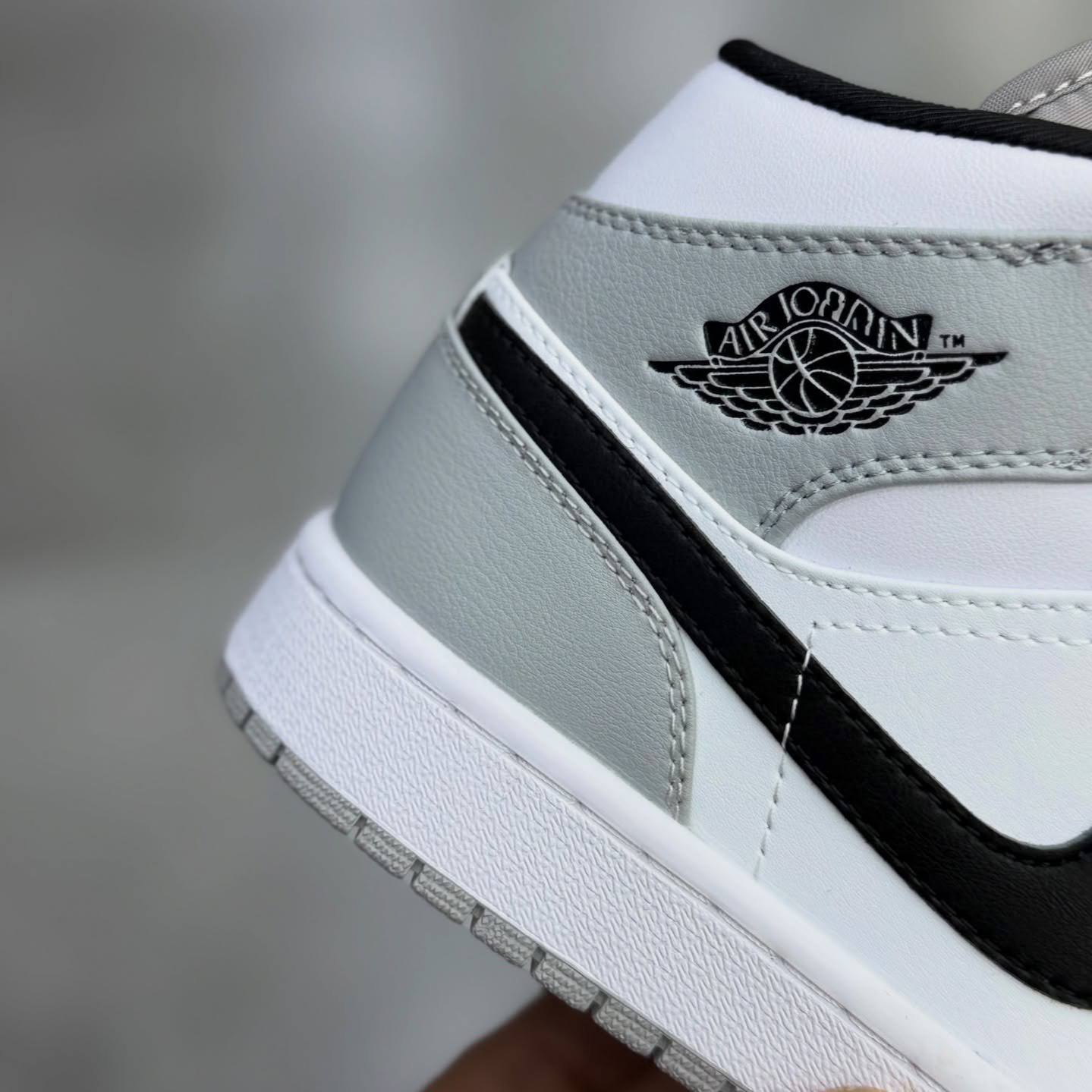 نایک جردن وان اسموک گری Air Jordan 1 Smoke Grey 127