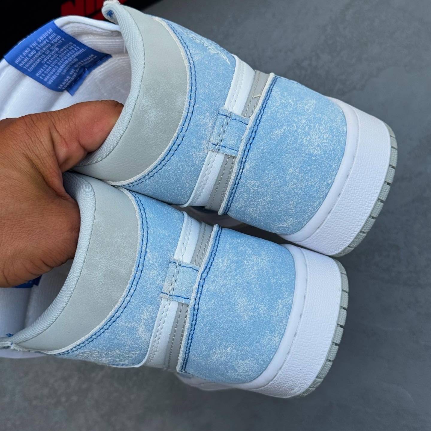 نایک ایر جردن وان هایپر رویال Nike Air Jordan One Hyper Royal 110