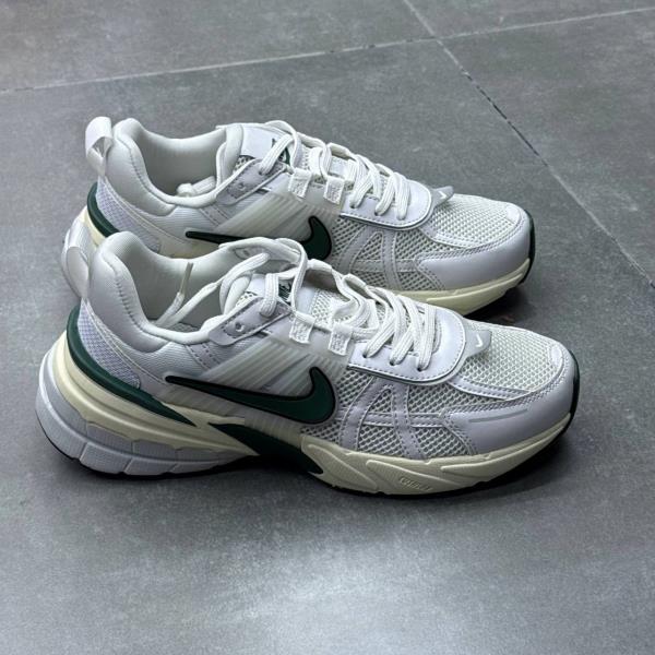 نایک وی تو کی Nike V2K Run