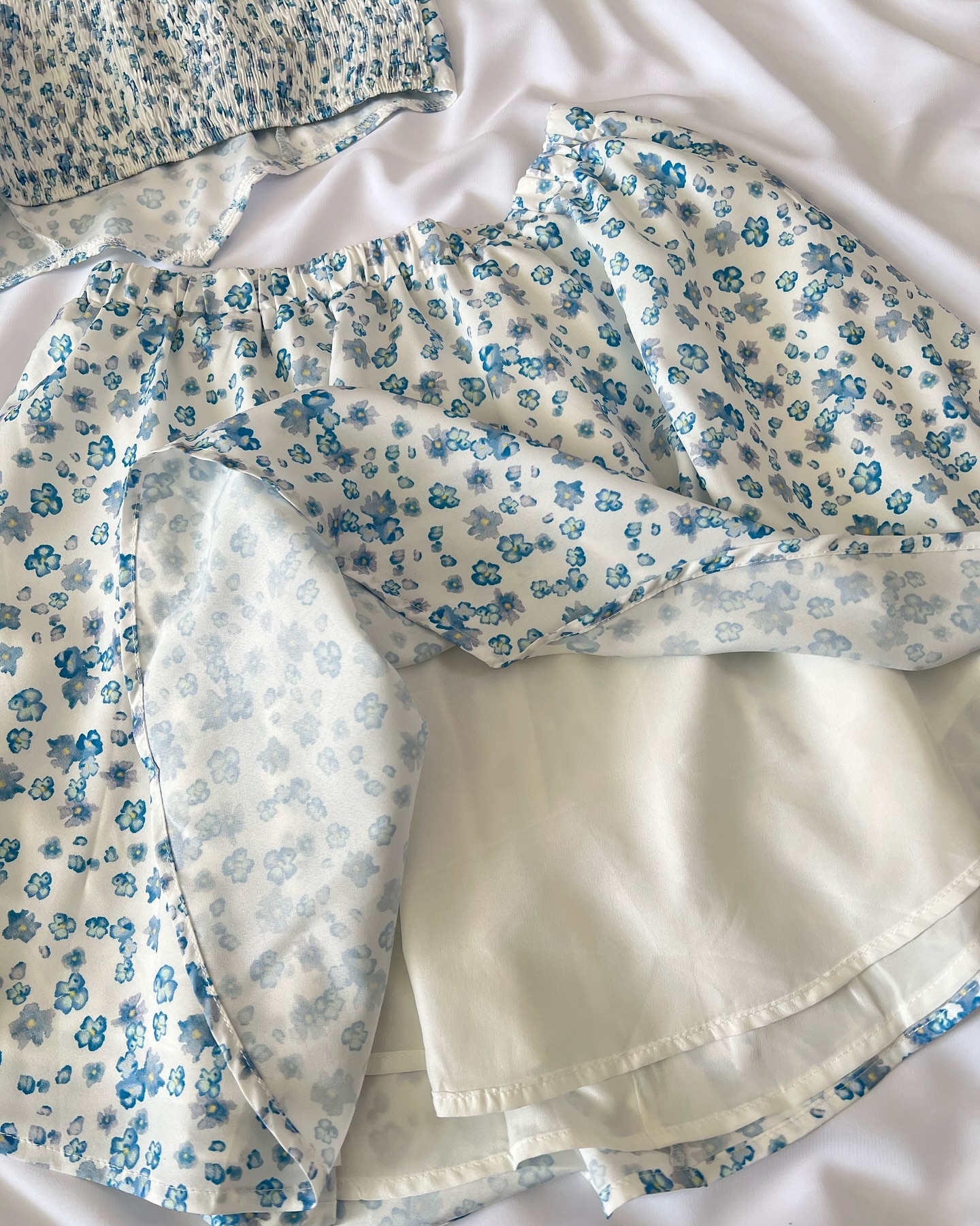 ست کراپ و شرتک گلدار نخی