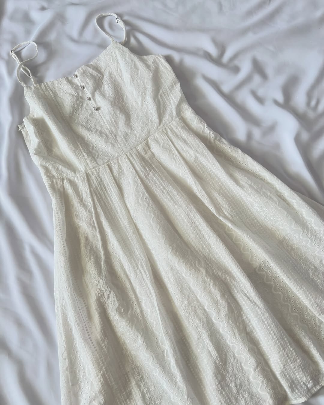 وست جین و سارافون خامه دوزی