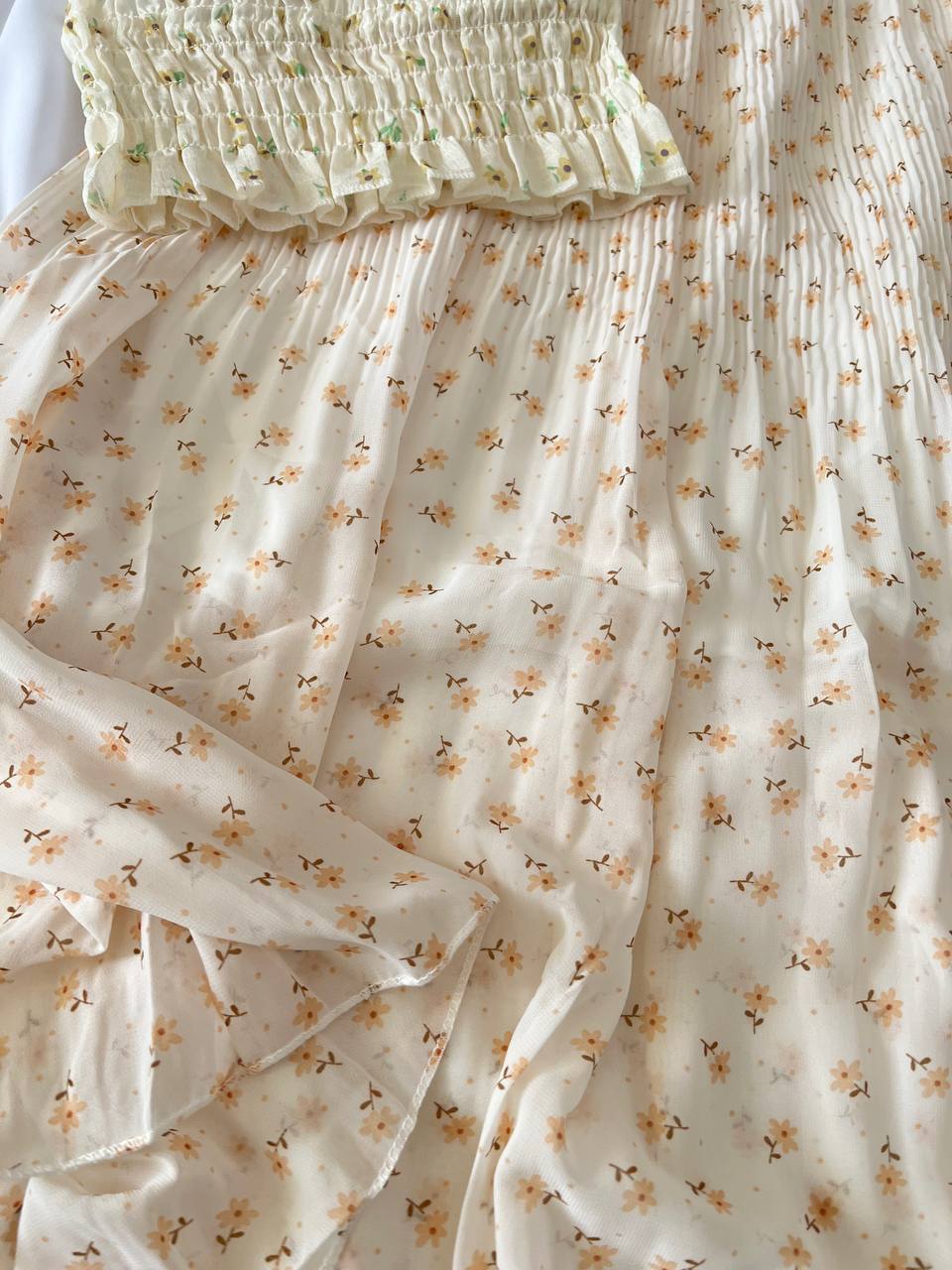 دامن گلدار پلیسه