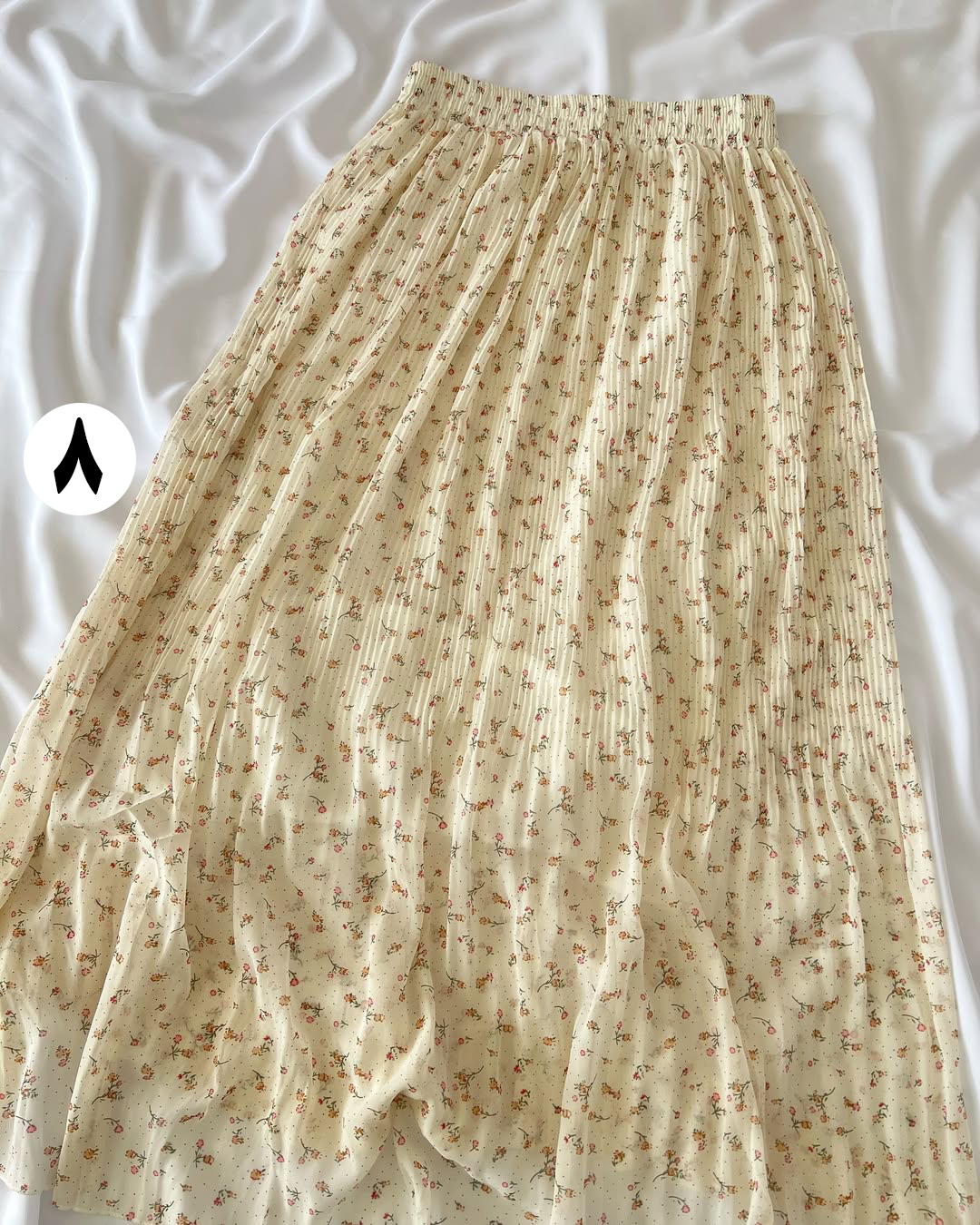 دامن گلدار پلیسه