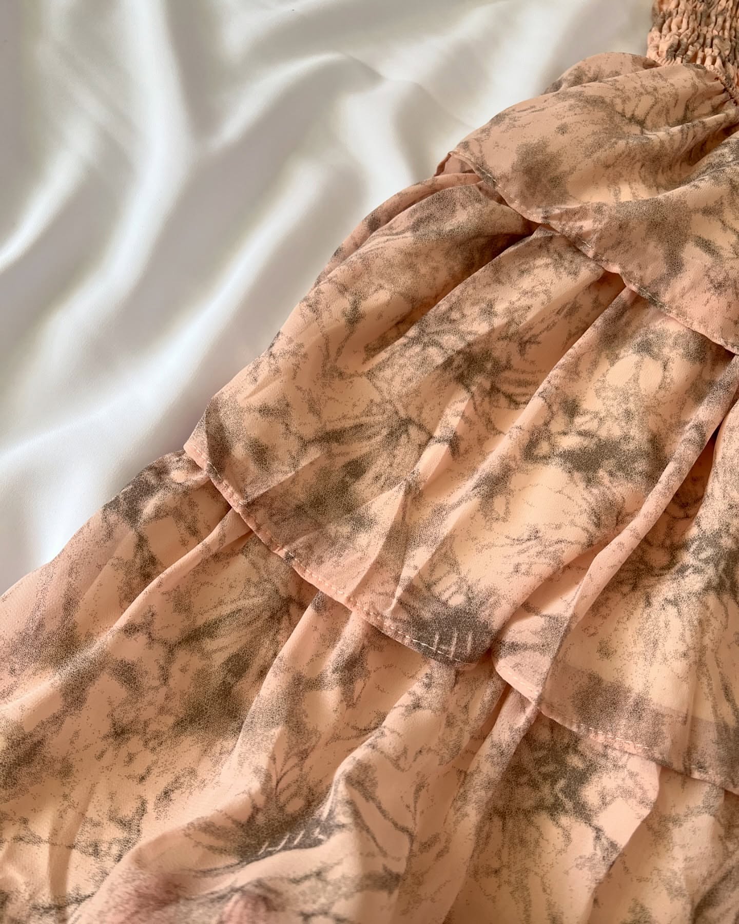 پیراهن گلدار