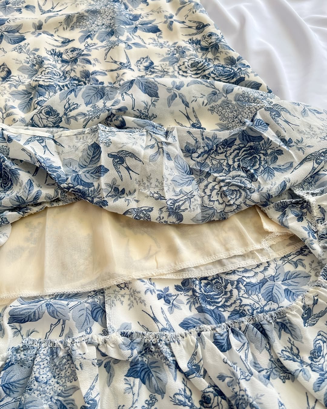 پیراهن بلند گلدار زنانه