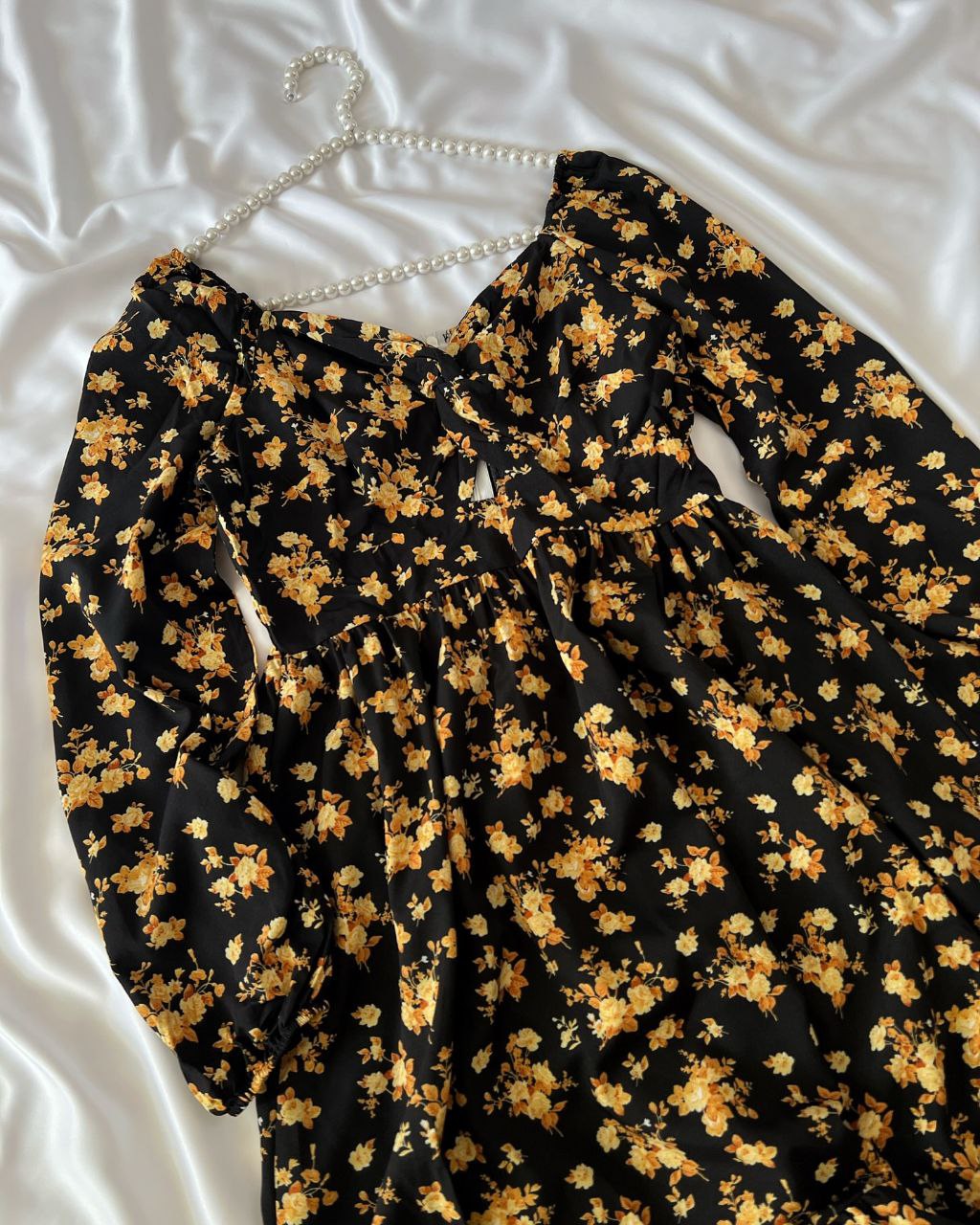 پیراهن گلدار نخی