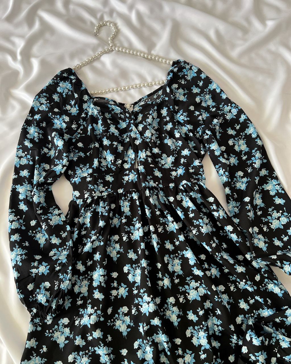 پیراهن گلدار نخی