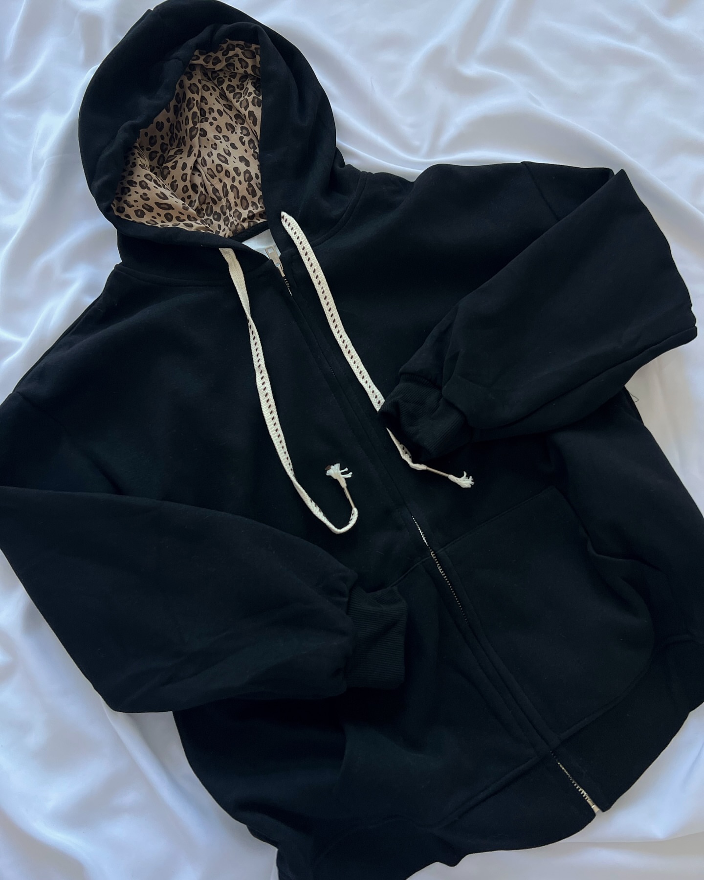 سویشرت کلاهدار