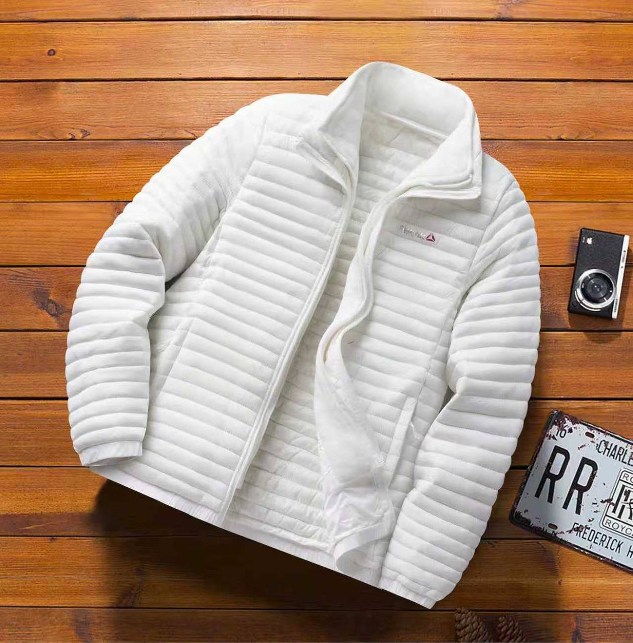 کاپشن طرح پر مارک ریبوک کد 016