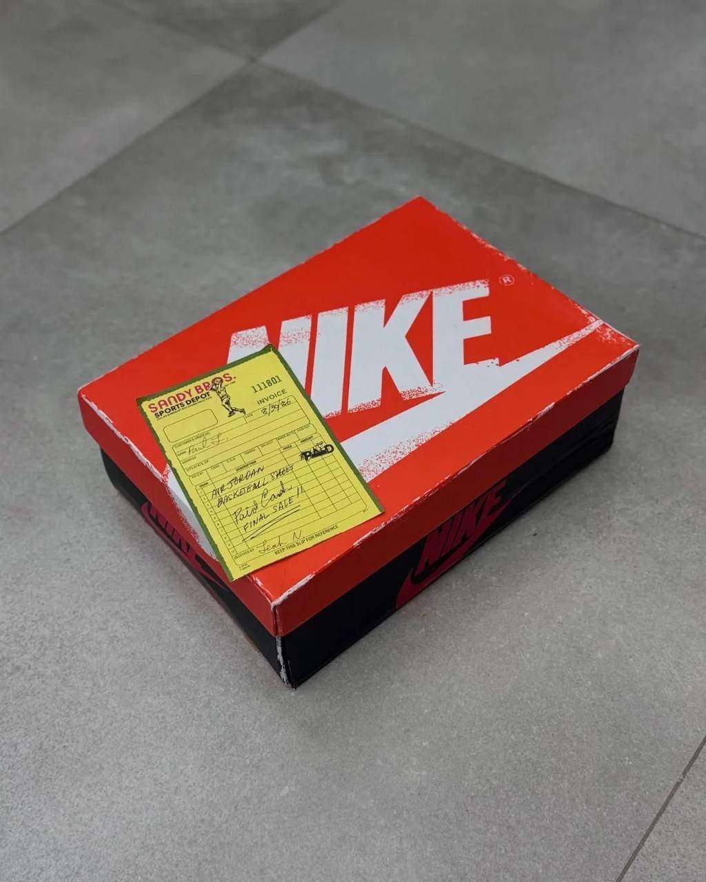 جردن وان شیکاگو لاست اند فاوند Nike Air Jordan1 Chicago Lost and Found