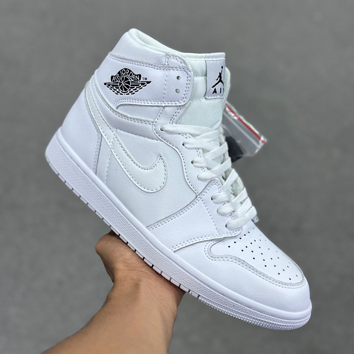 کتونی جردن وان ساق دار سفید Nike Air Jordan1
