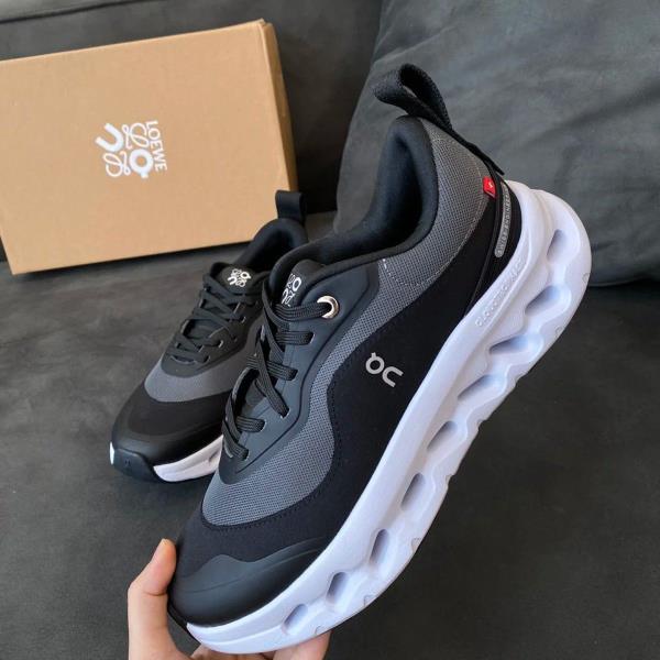   آنرانینگ کلود تیلت 2 On running cloud tilt 2 Loewe کد 11992