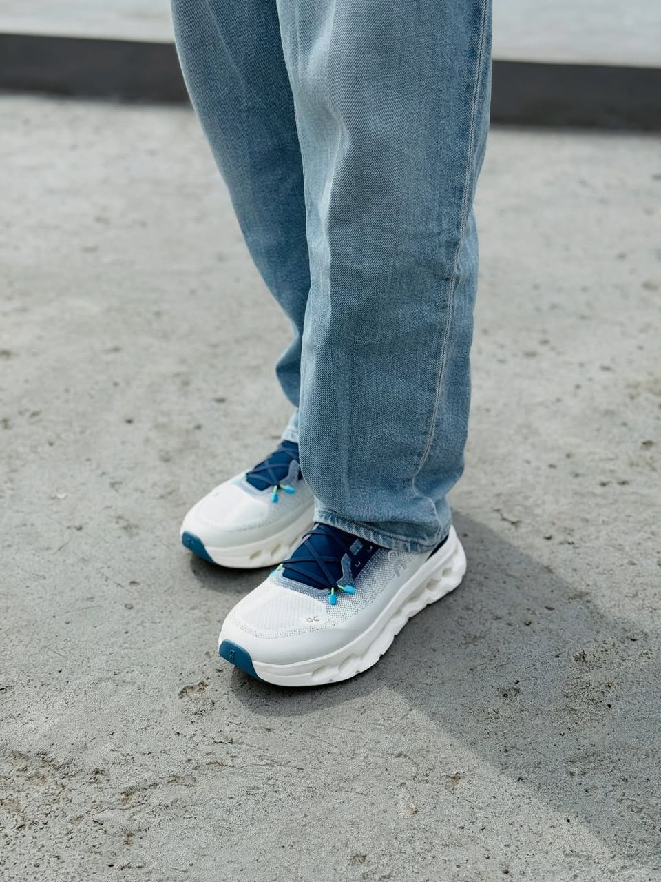 کتونی آن رانینگ (کیو‌سی) QC