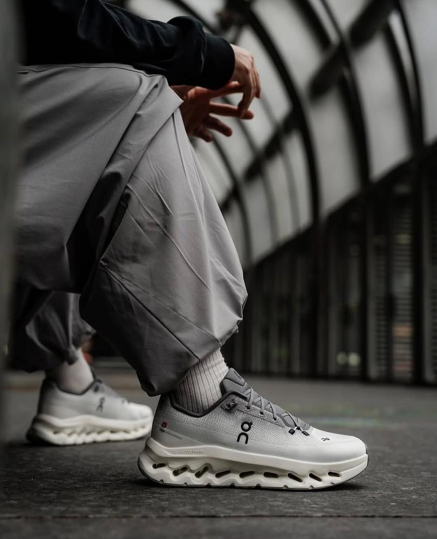 کتونی آن رانینگ (کیو‌سی) QC