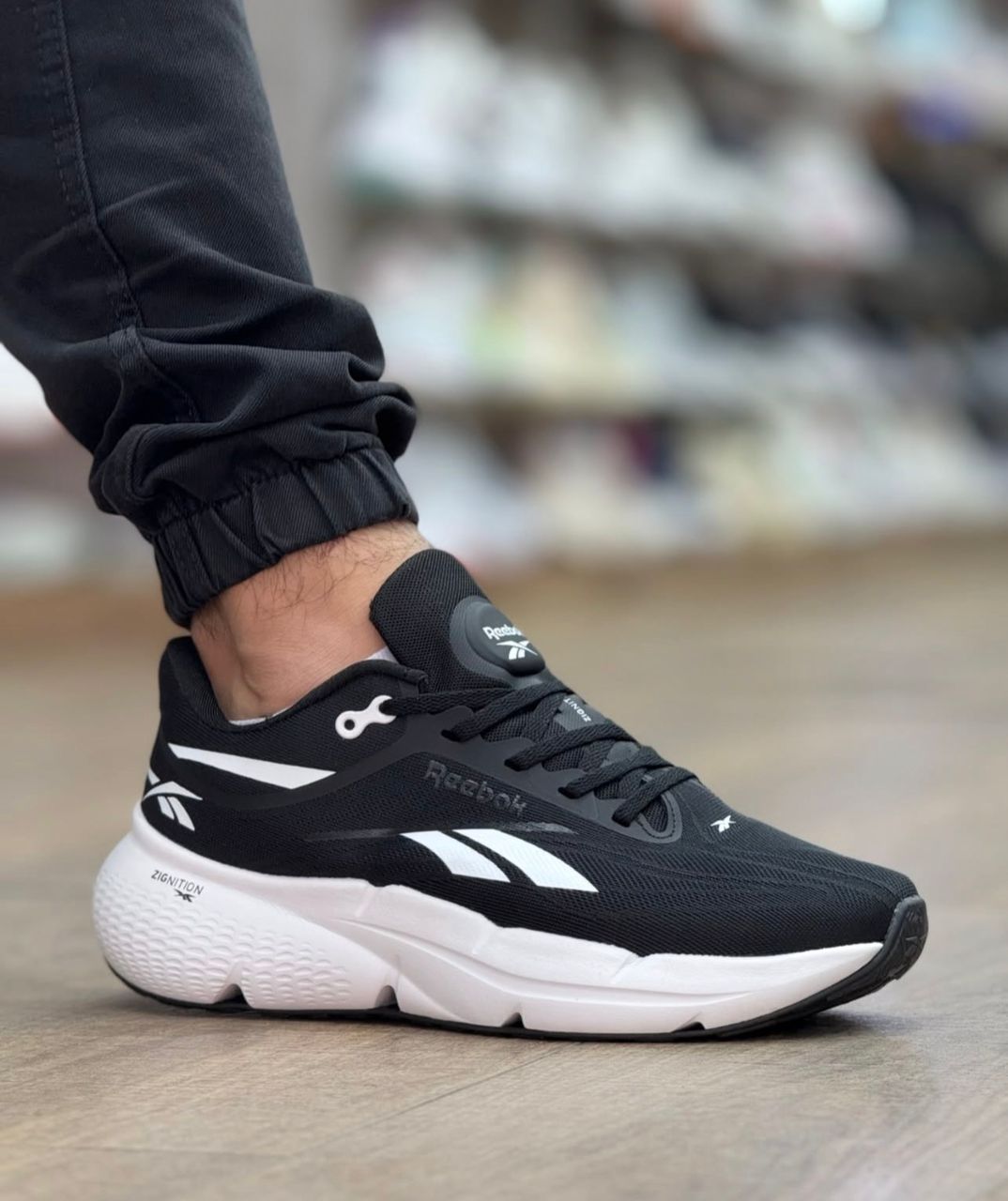 کفش ریبوک زیگ مشکی سفید