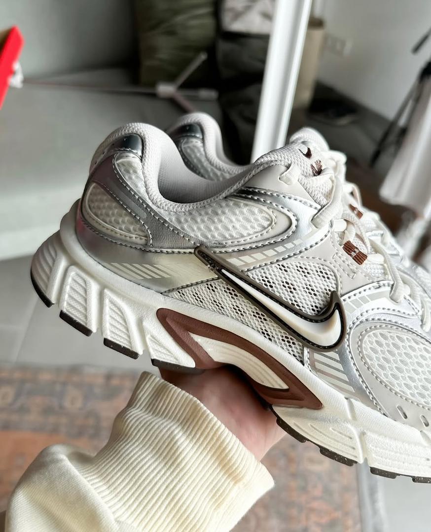 کتونی نایک وی فایو رانر Nike v5 Runner