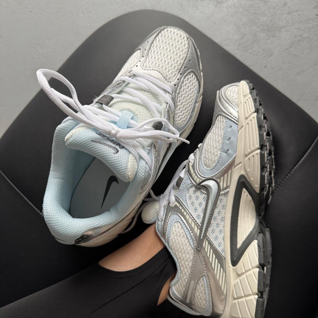 کتونی نایک وی فایو رانر Nike v5 Runner