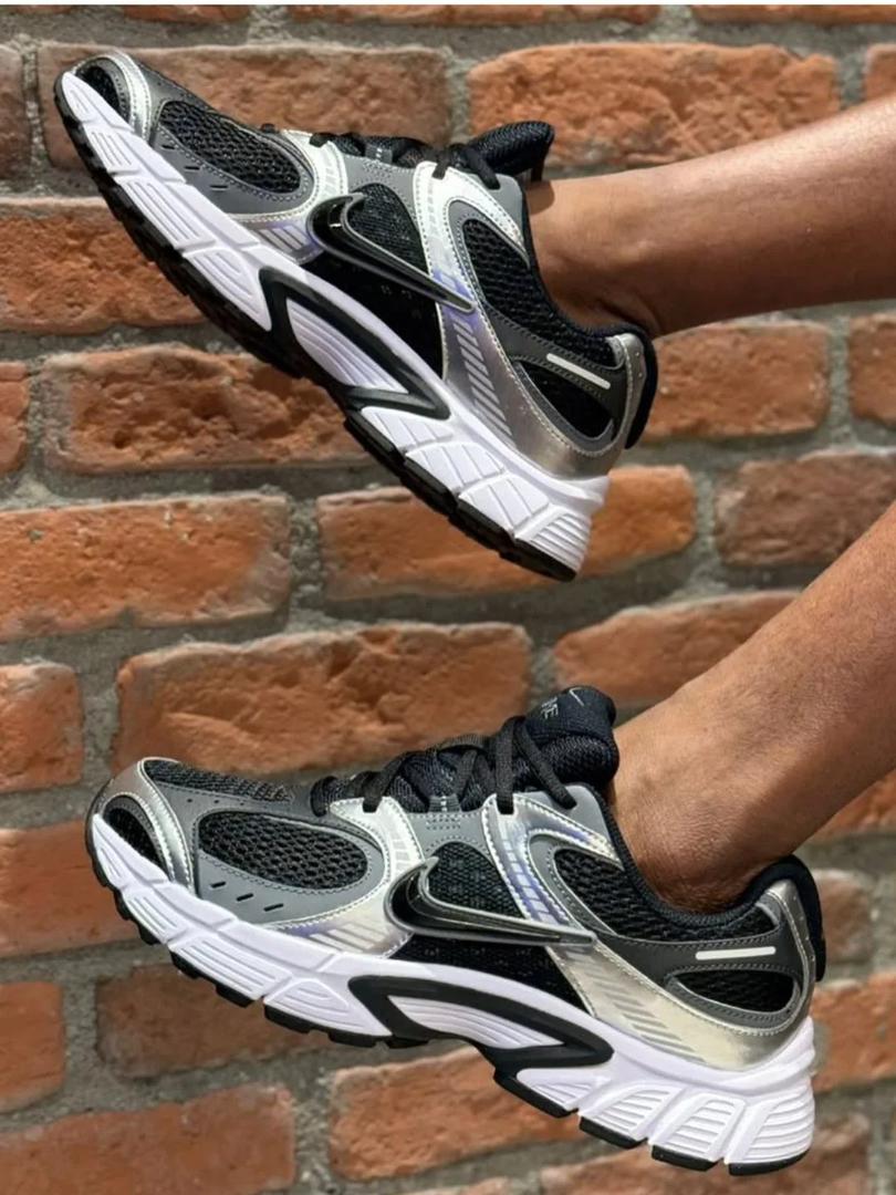 کتونی نایک وی فایو رانر Nike v5 Runner
